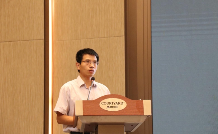 2.國家藥監(jiān)局政策法規(guī)司劉繼紅介紹《藥品管理法》修訂要點(diǎn)。