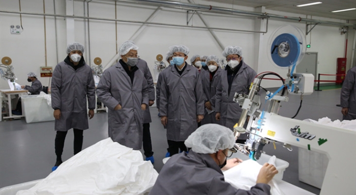 李利在企業(yè)調(diào)研 