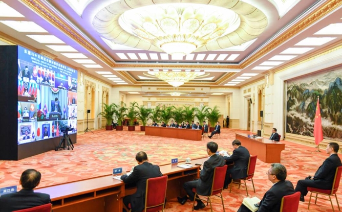 李克強(qiáng)出席東盟與中日韓抗擊新冠肺炎疫情領(lǐng)導(dǎo)人特別會議