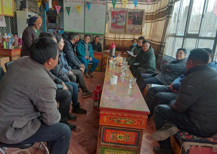 圖為調(diào)研現(xiàn)場。（西藏自治區(qū)藥監(jiān)局供圖）