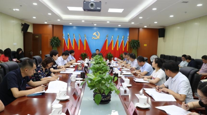 新疆召開化妝品集中交易市場、批發(fā)（零售）企業(yè)專項整治工作動員會