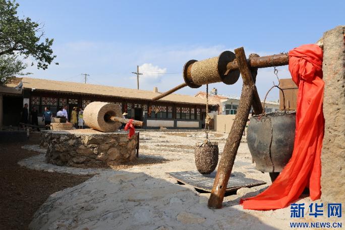 水泉村一處有60多年歷史的居所被改建為文化教育大院。新華網(wǎng) 曹楨攝