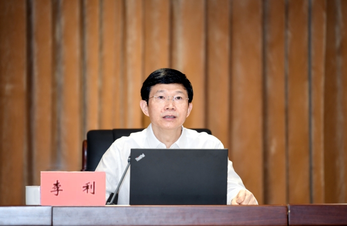 李利作黨史學(xué)習(xí)教育專題黨課報(bào)告