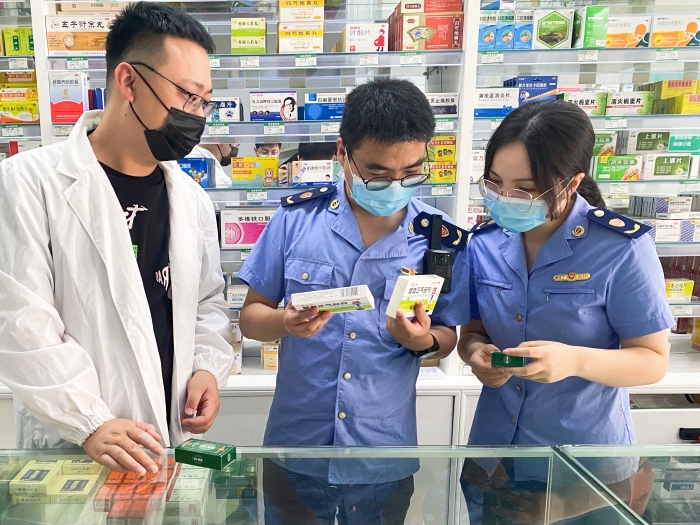 圖為檢查現(xiàn)場(chǎng)。