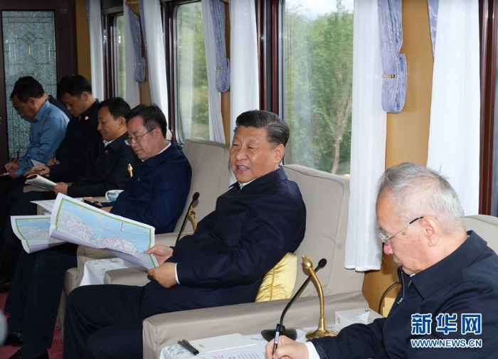 習(xí)近平在西藏考察