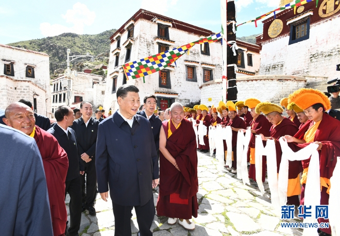 習(xí)近平在西藏考察