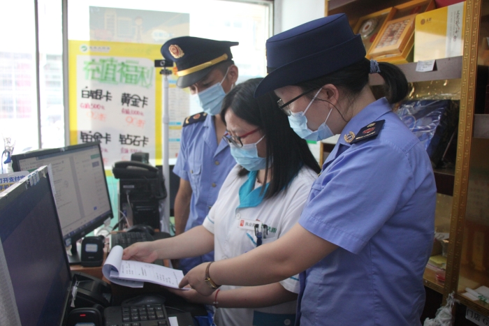 圖為檢查現(xiàn)場。