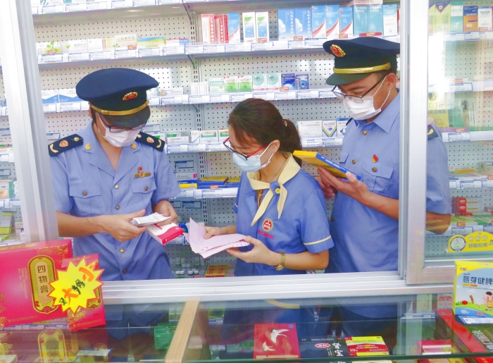 圖為檢查現(xiàn)場。