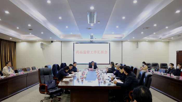 圖為調(diào)研現(xiàn)場。