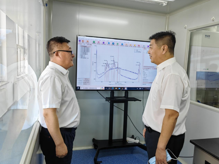 省藥監(jiān)局副局長王鐵寒帶隊(duì)深入企業(yè)幫扶指導(dǎo) 助力醫(yī)療器械創(chuàng)新發(fā)展