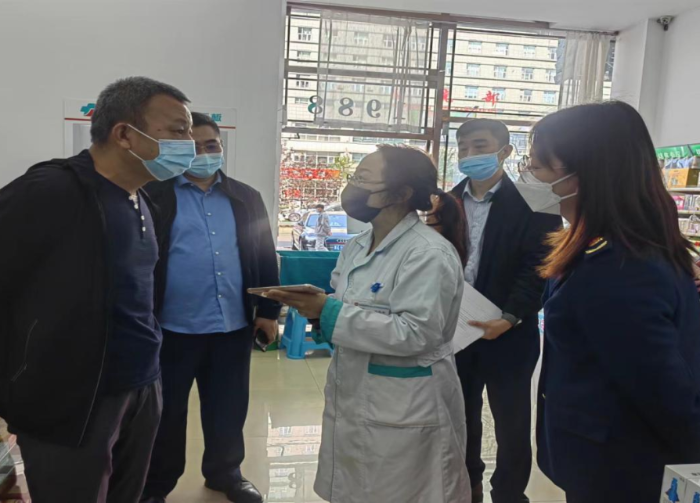 黑龍江省藥監(jiān)局對哈爾濱市藥店“哨點”監(jiān)測情況開展督導(dǎo)檢查