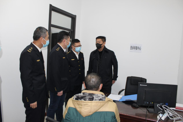 黑龍江省藥監(jiān)局黨組成員、副局長(zhǎng)王鐵寒到綜合執(zhí)法監(jiān)督局檢查指導(dǎo)工作