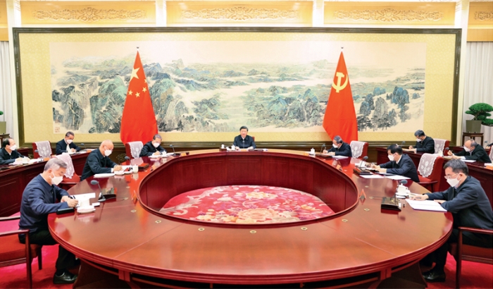 2022年12月26日至27日，中共中央政治局召開民主生活會，中共中央總書記習(xí)近平主持會議并發(fā)表重要講話。新華社記者 鞠鵬/攝