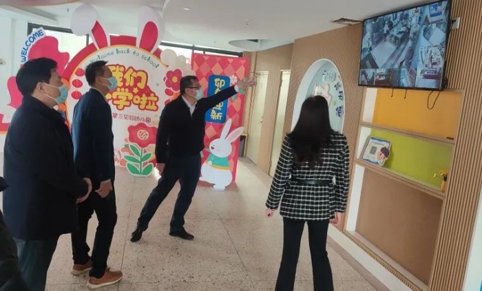 漳州市各轄區(qū)市場監(jiān)管部門積極開展校園及周邊食品安全整治工作