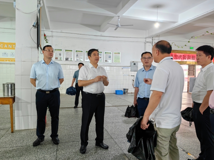 道縣：制定縣委縣政府領(lǐng)導(dǎo)班子成員食品安全工作責(zé)任清單