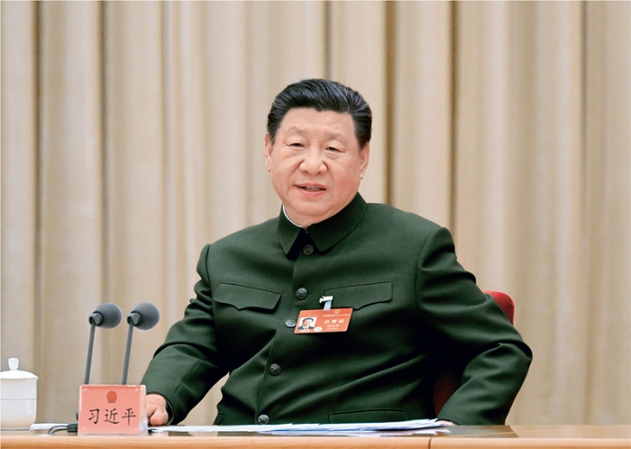 2024年3月7日下午，中共中央總書(shū)記、國(guó)家主席、中央軍委主席習(xí)近平出席十四屆全國(guó)人大二次會(huì)議解放軍和武警部隊(duì)代表團(tuán)全體會(huì)議并發(fā)表重要講話。 新華社記者 李剛/攝