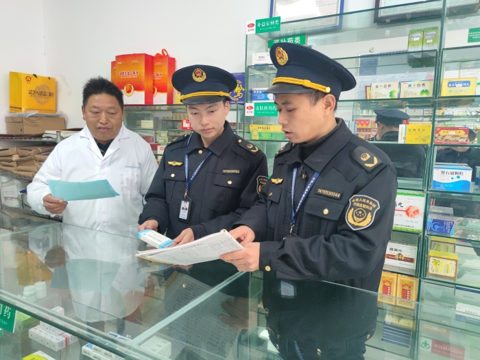 南豐加強(qiáng)“三小”經(jīng)營使用單位治理2